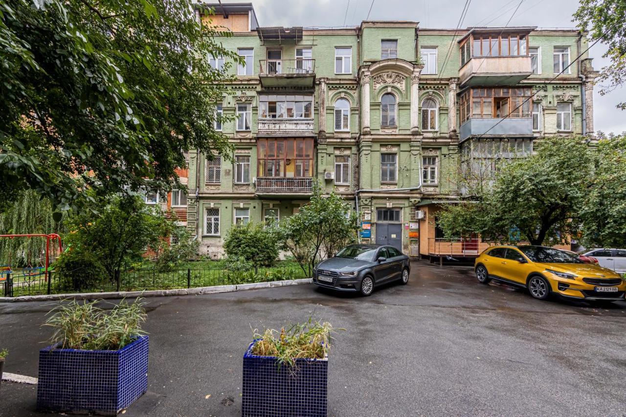 Sofia Loft Apartment Kyiv